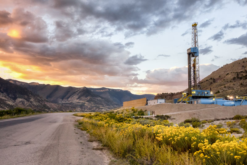 feature-drilling-rig feature-drilling-rig